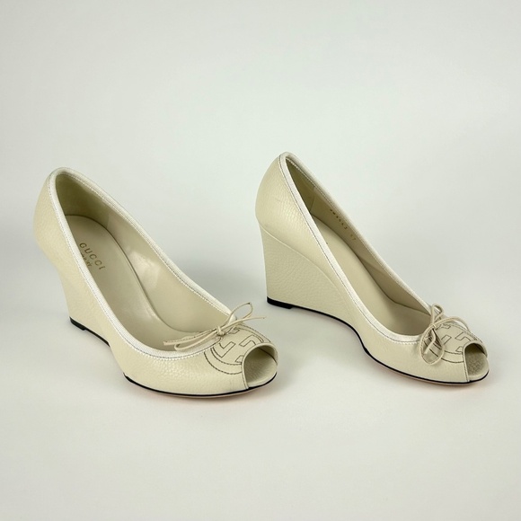 Gucci Cream GG Logo Peep Toe Wedge - Picture 3 of 9